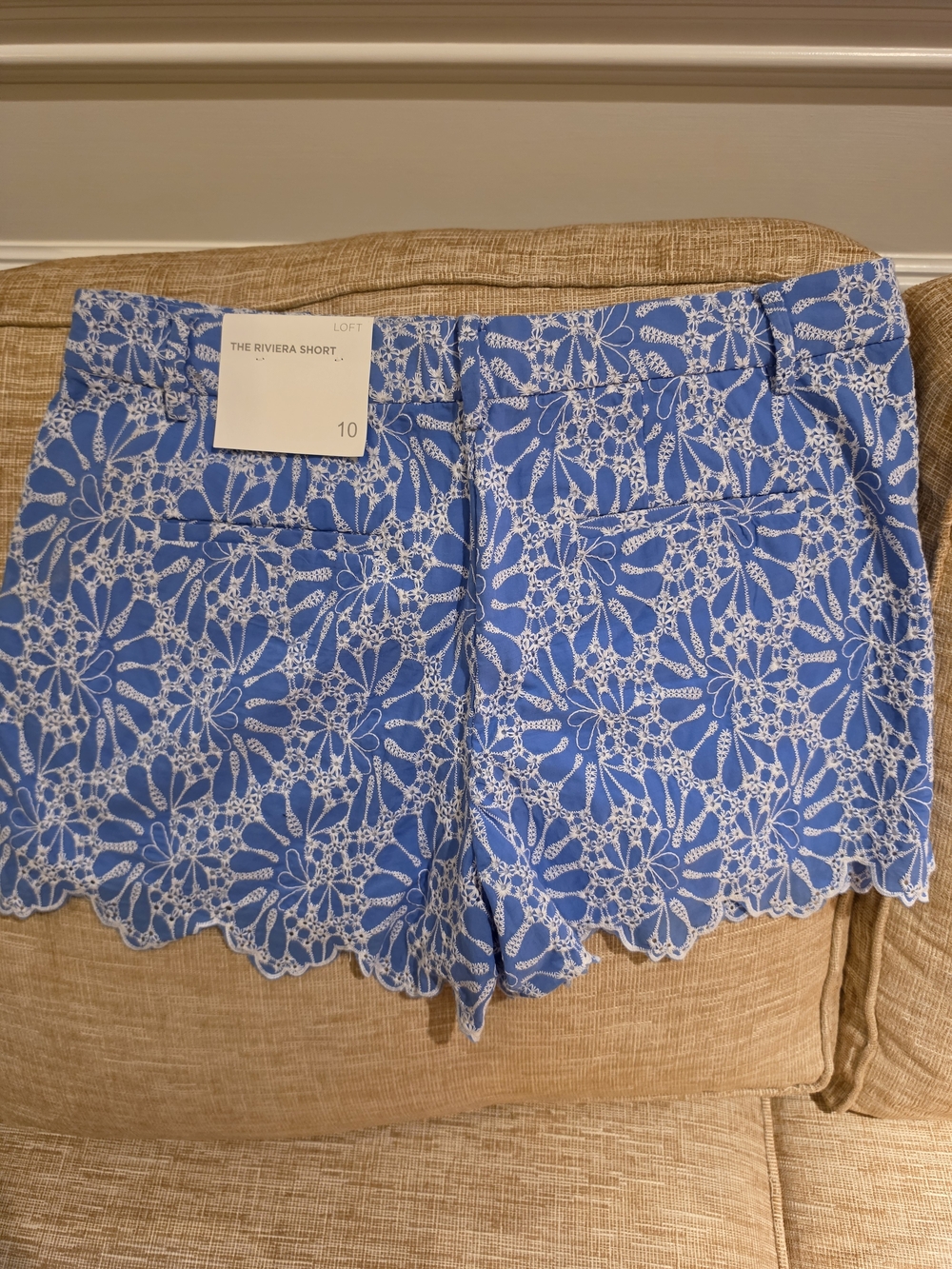 NWT LOFT The Riviera Short in Blue Floral Lace Size 10
